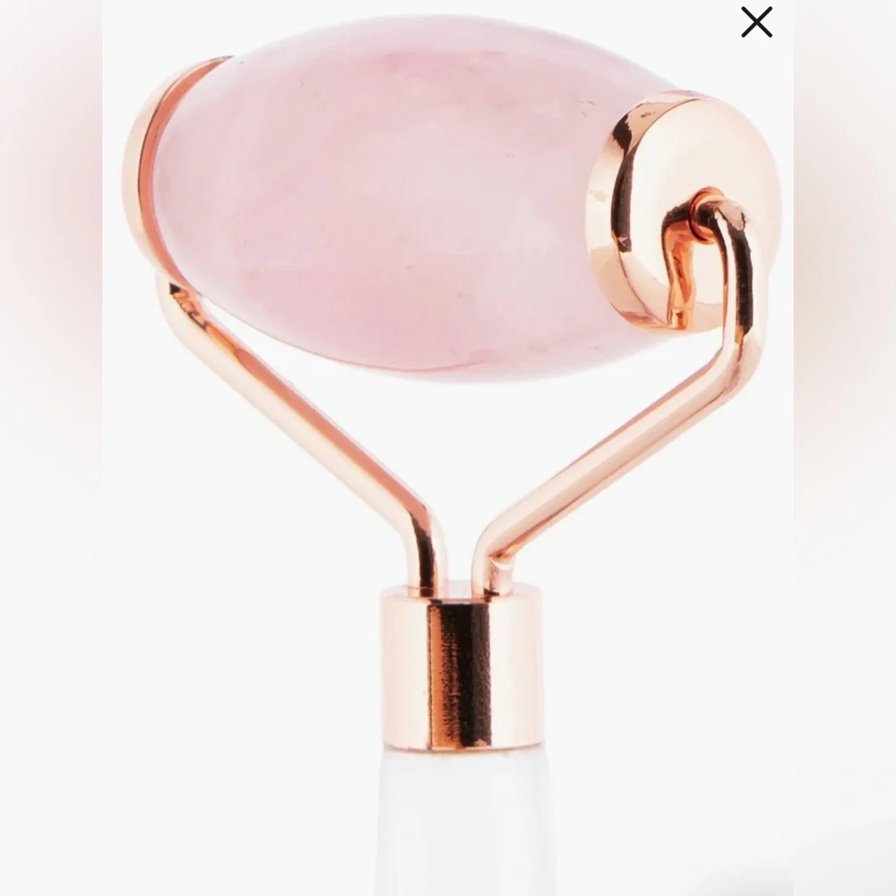 BeautyBio Rose Quartz Facial Roller - Picture 4 of 10